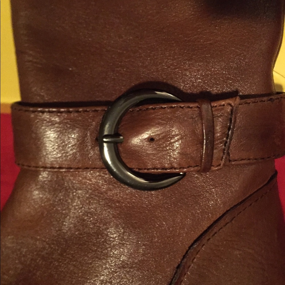 Leather boots - Picture 2 of 6